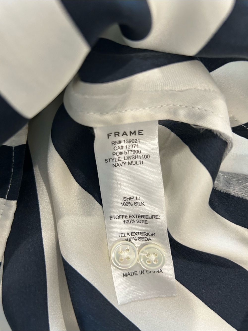 FRAME Silk Navy/Cream Wide Leg Belted Pants Size L - Picture 7 of 7